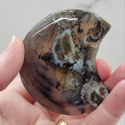 Volcano Agate moon (small)