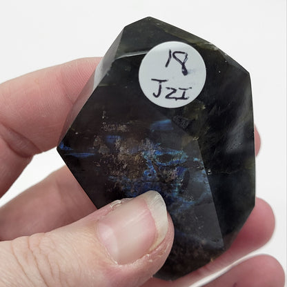 Labradorite free form