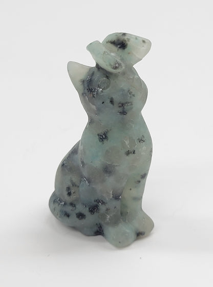 Cat/kitty carving - butterfly on nose (S)