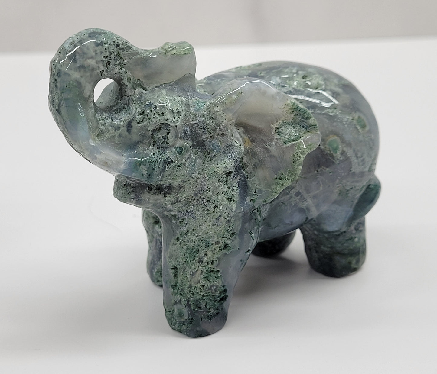 Moss Agate elephant (L)