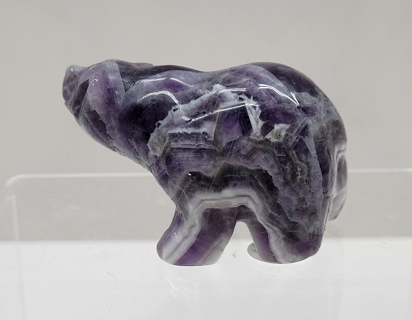 Bear carving - Dream Amethyst (small)
