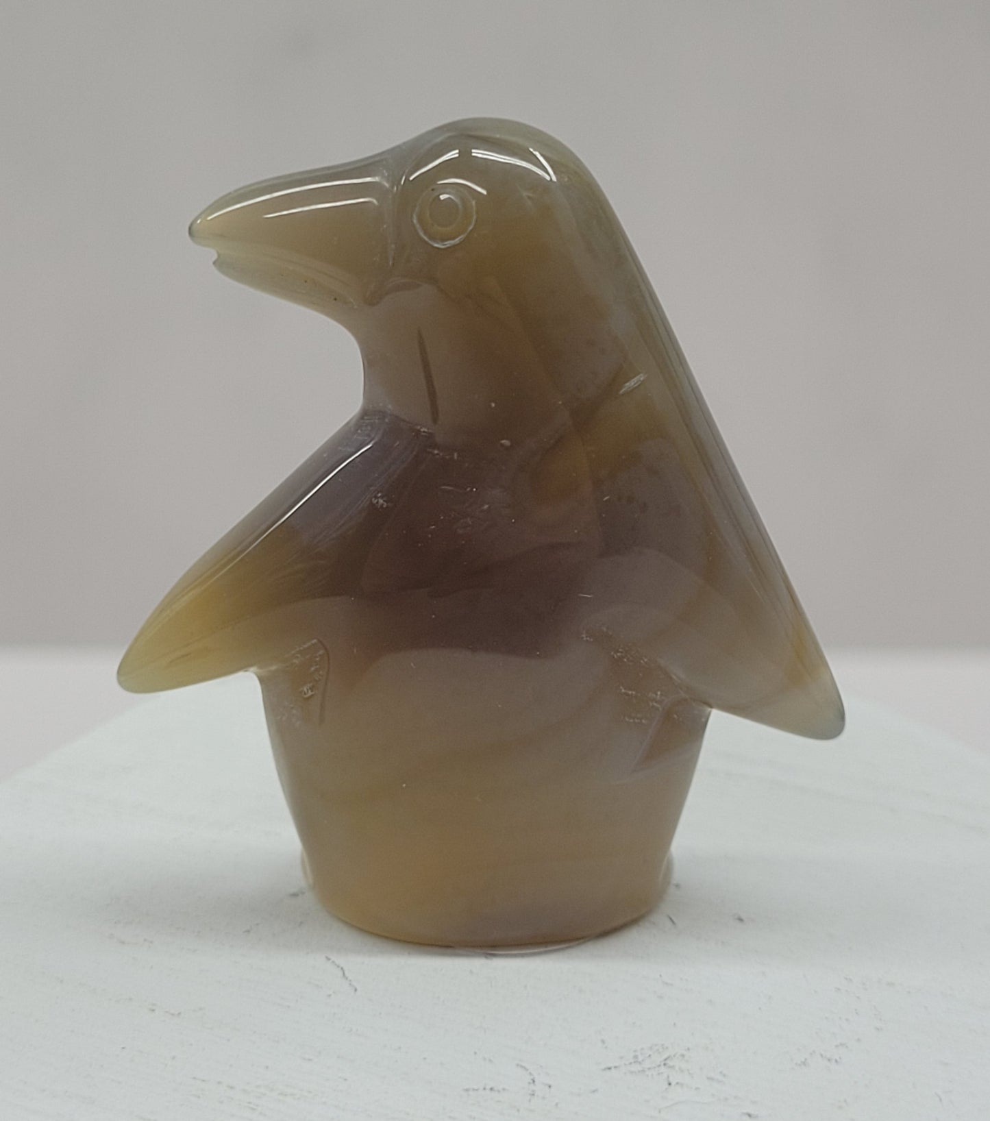 Drusy Agate penguin carving (flat)