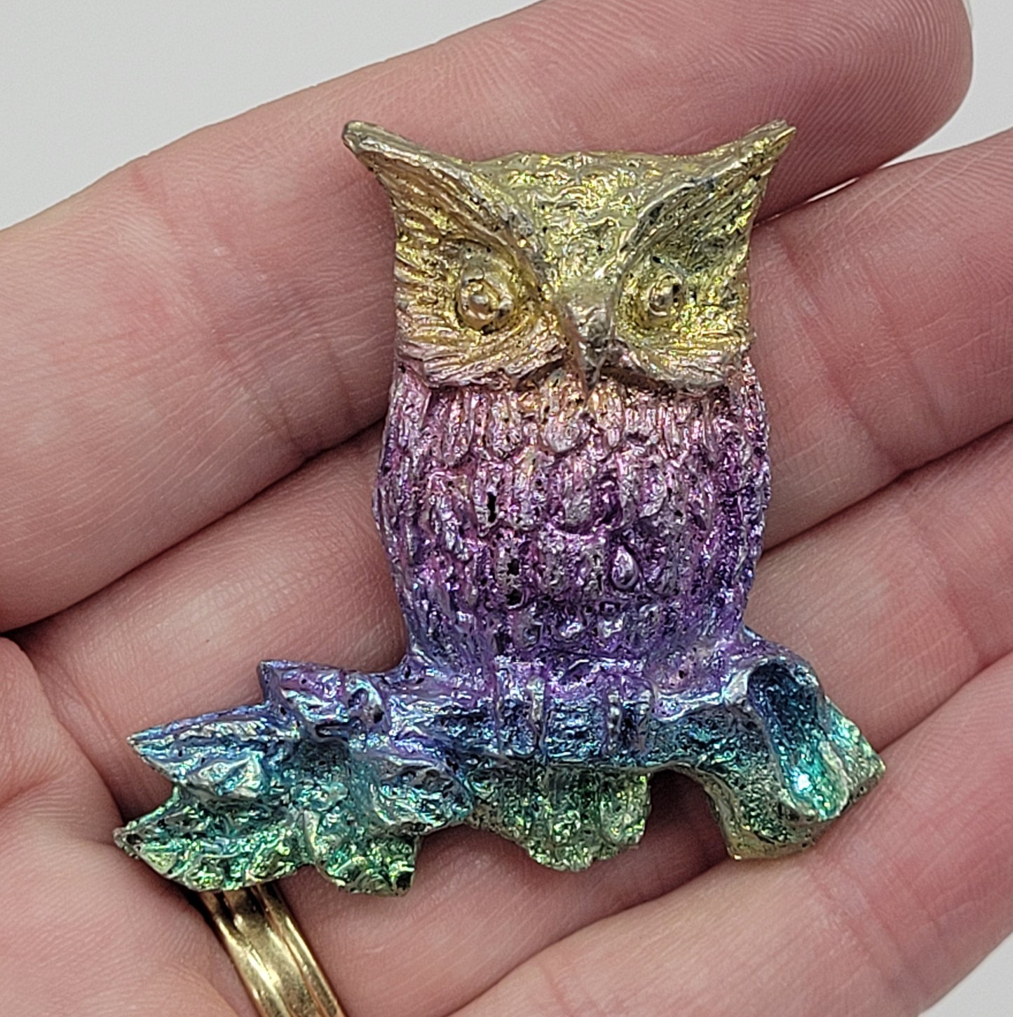 Bismuth carving - Owl