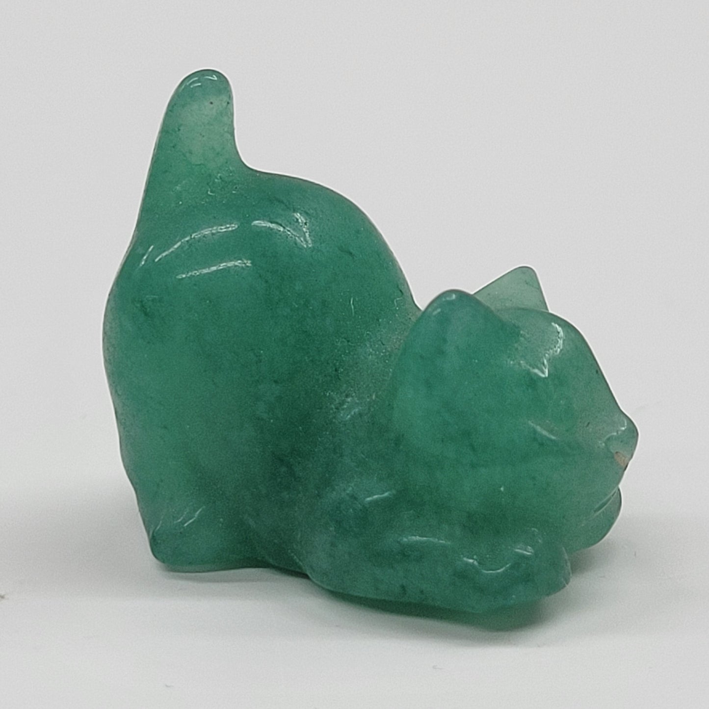 Cat/kitty carving - playful (S)