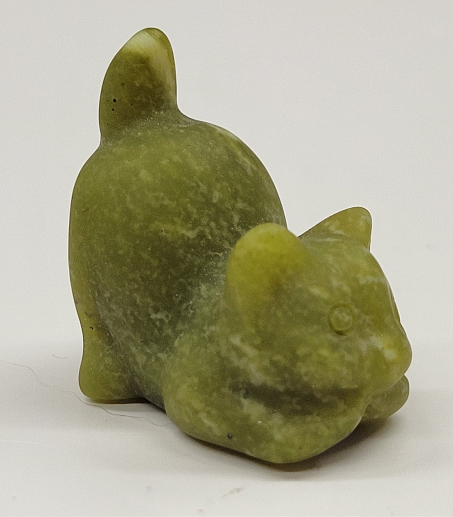 Cat/kitty carving - playful (S)
