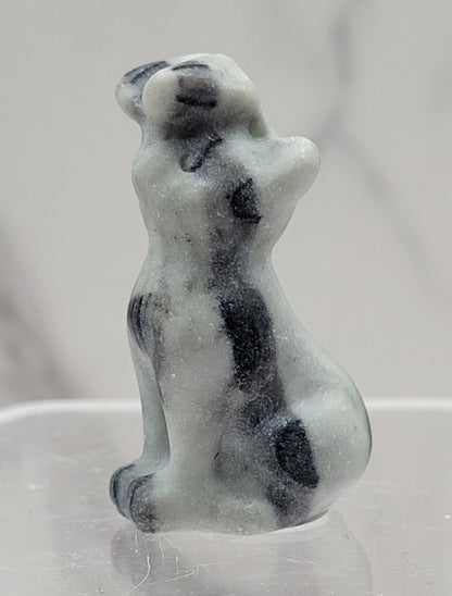 Cat/kitty carving - butterfly on nose (S)