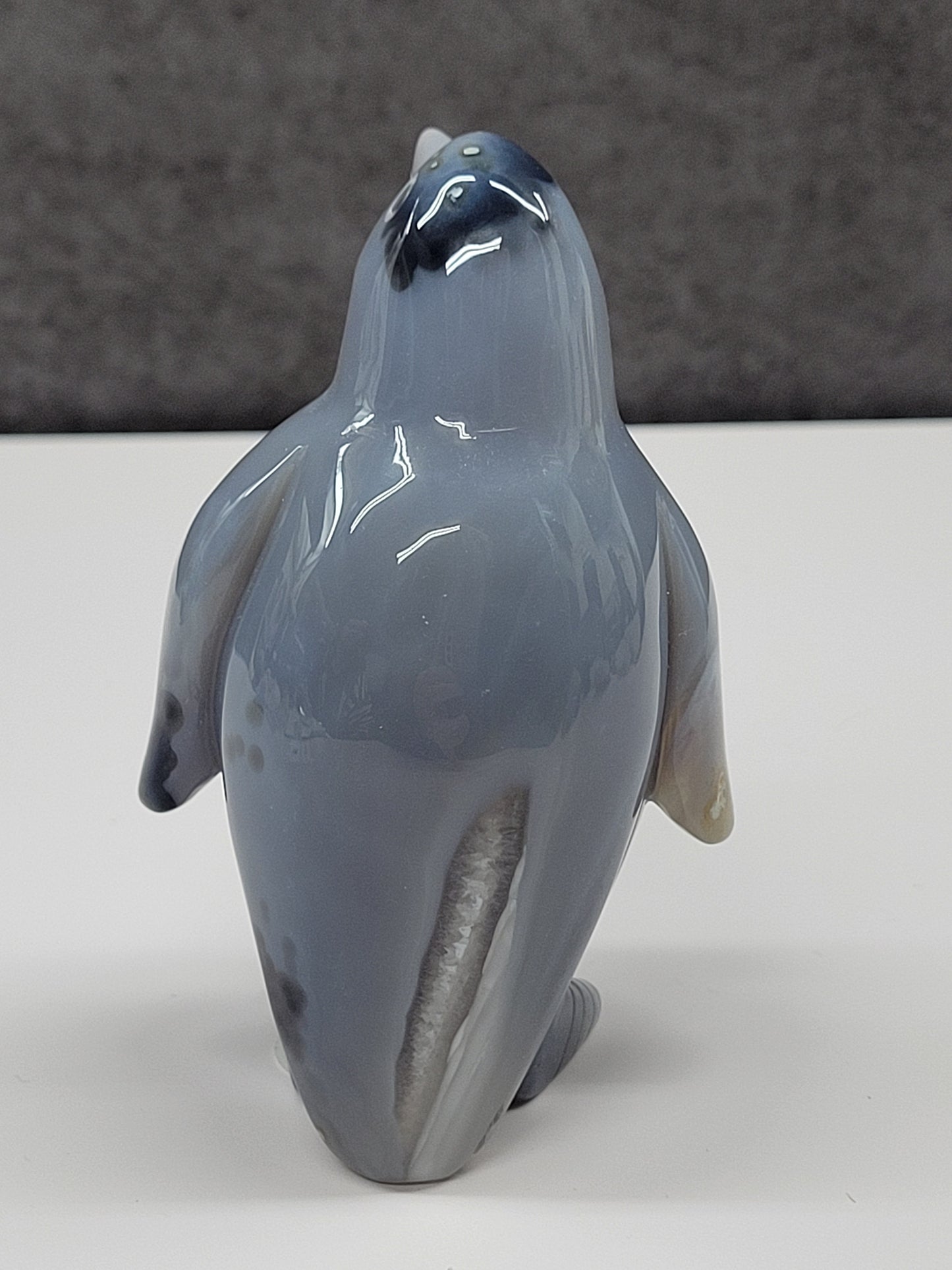 Drusy Agate penguin carving