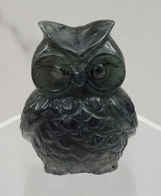 Owl carving - Labradorite (L)