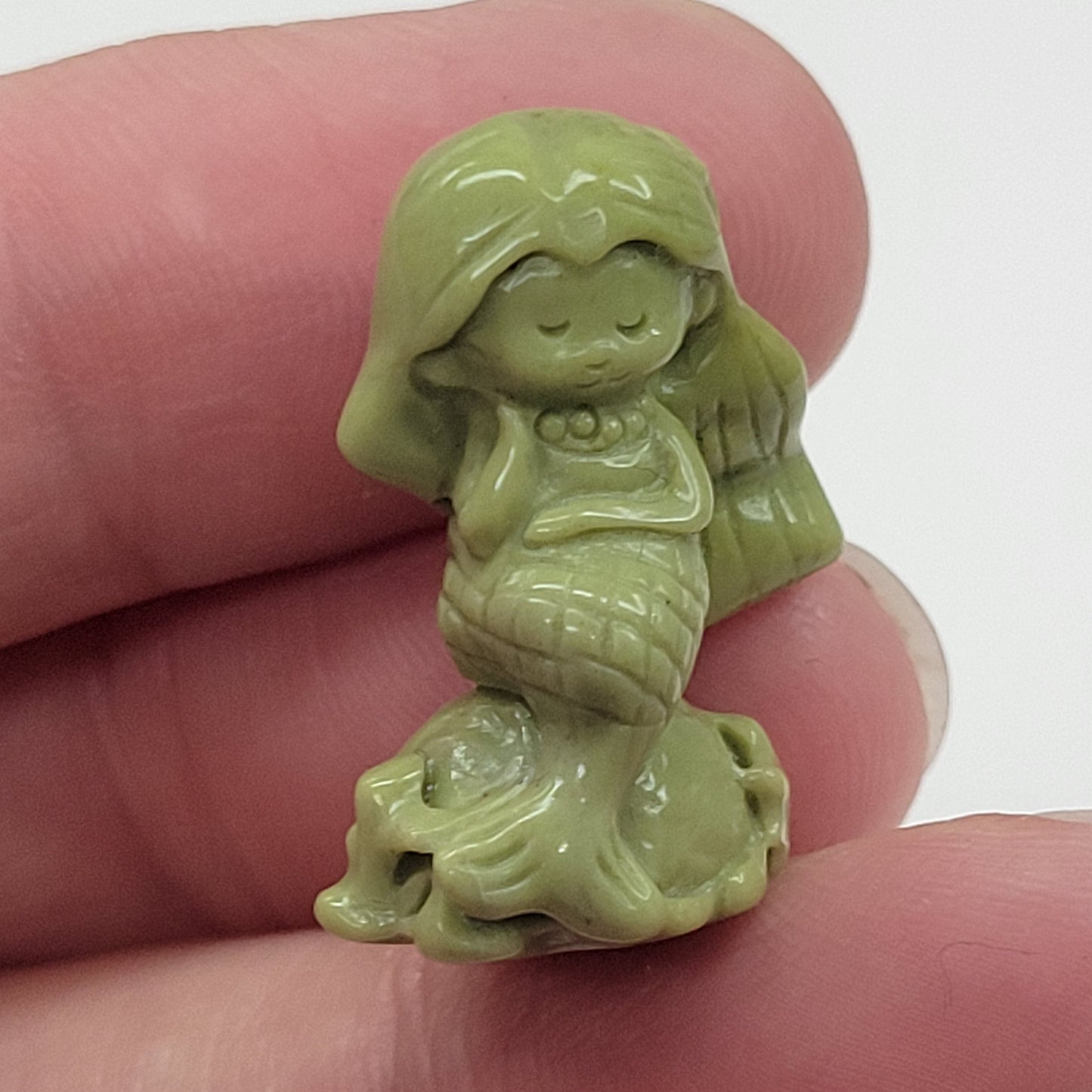 Alashan Agate mini carving - Mermaid
