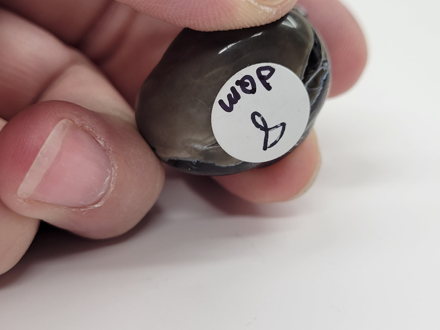 Duck carving - Volcano Agate (small)