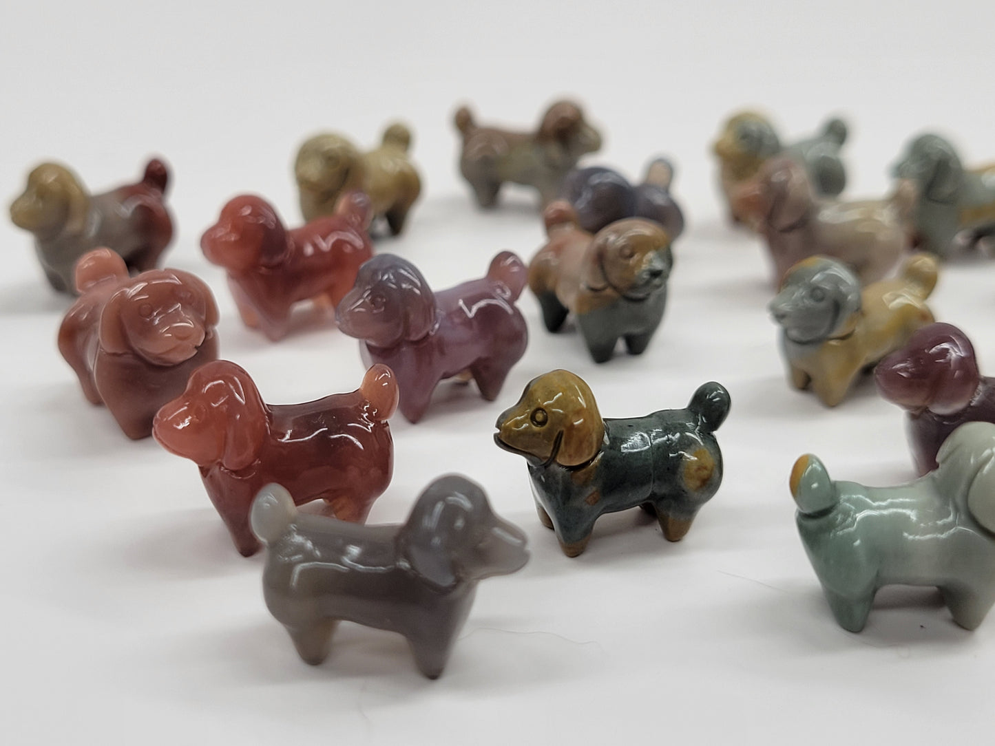 Alashan Agate mini carving - Dachshund