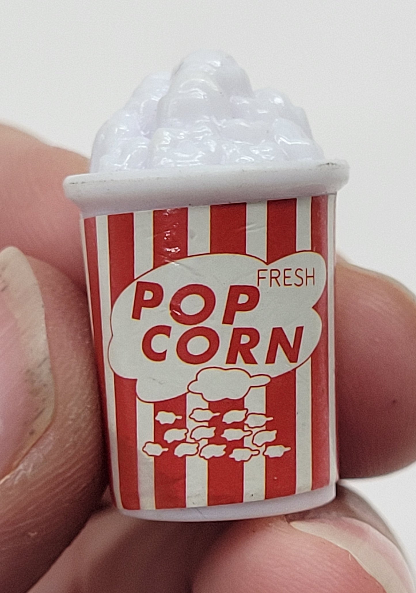 Hedgie accessories - popcorn buckets