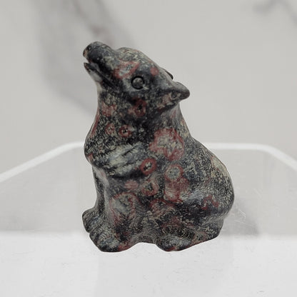 Wolf carvings (small)
