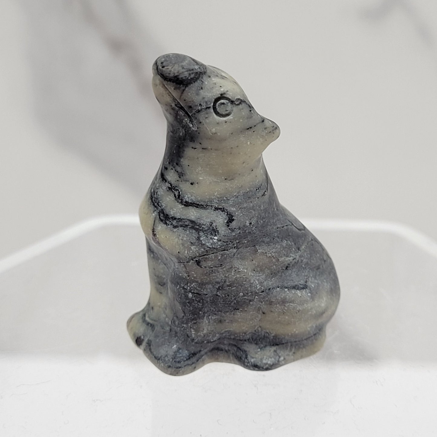 Wolf carvings (small)