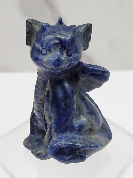 Dragon standing carving (M)
