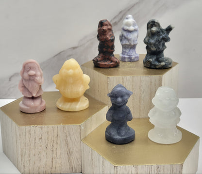 7 dwarfs carving set