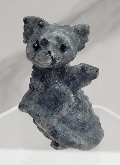 Dragon standing carving (M)