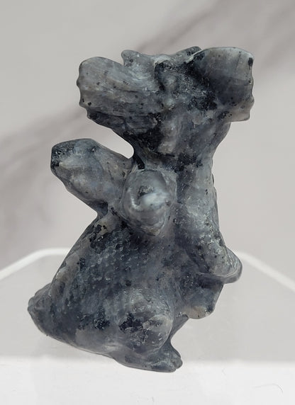 Dragon standing carving (M)