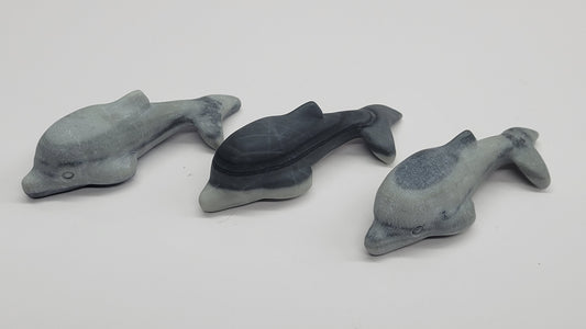 Dolphin carving (M)