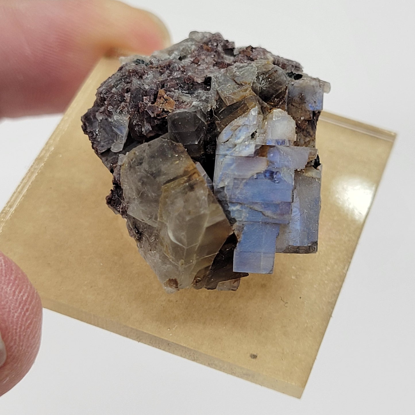 Moonstone specimens
