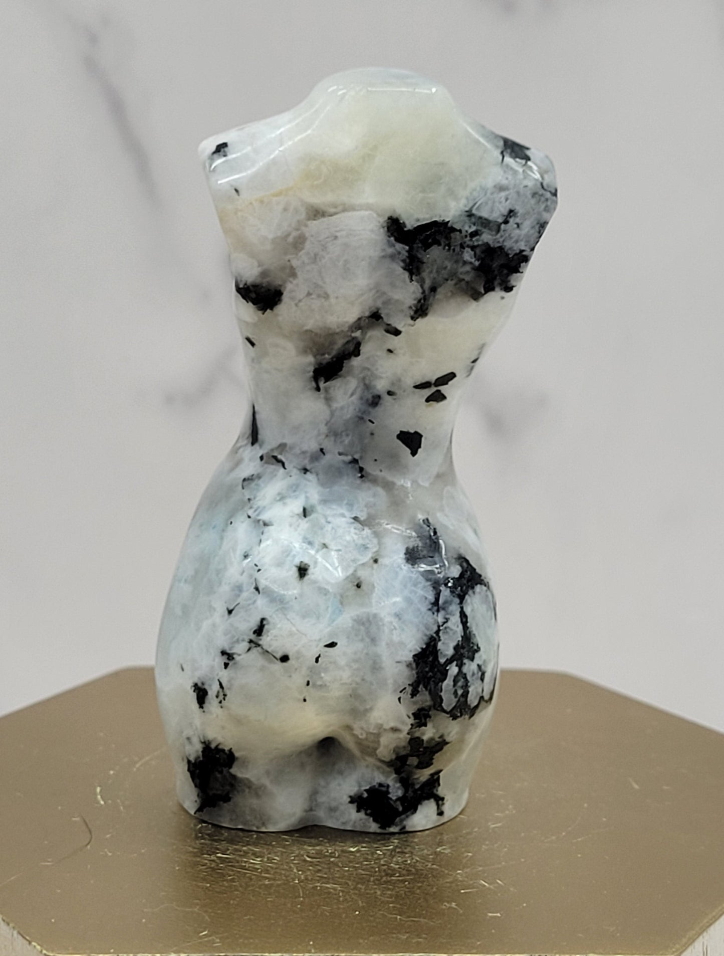 Goddess body - Rainbow Moonstone