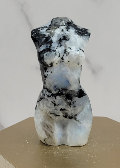 Goddess body - Rainbow Moonstone
