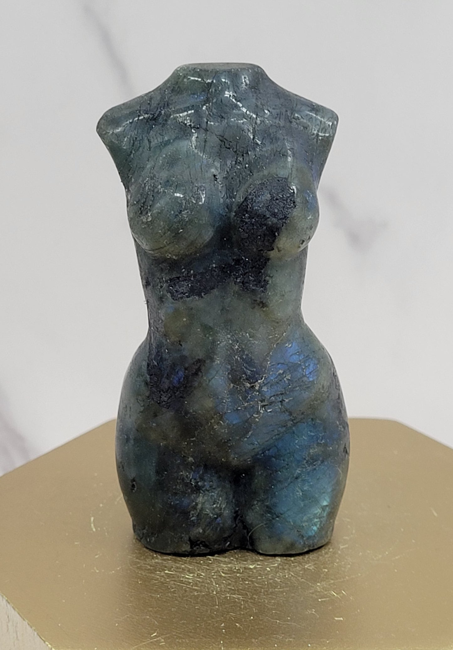 Goddess body - Labradorite