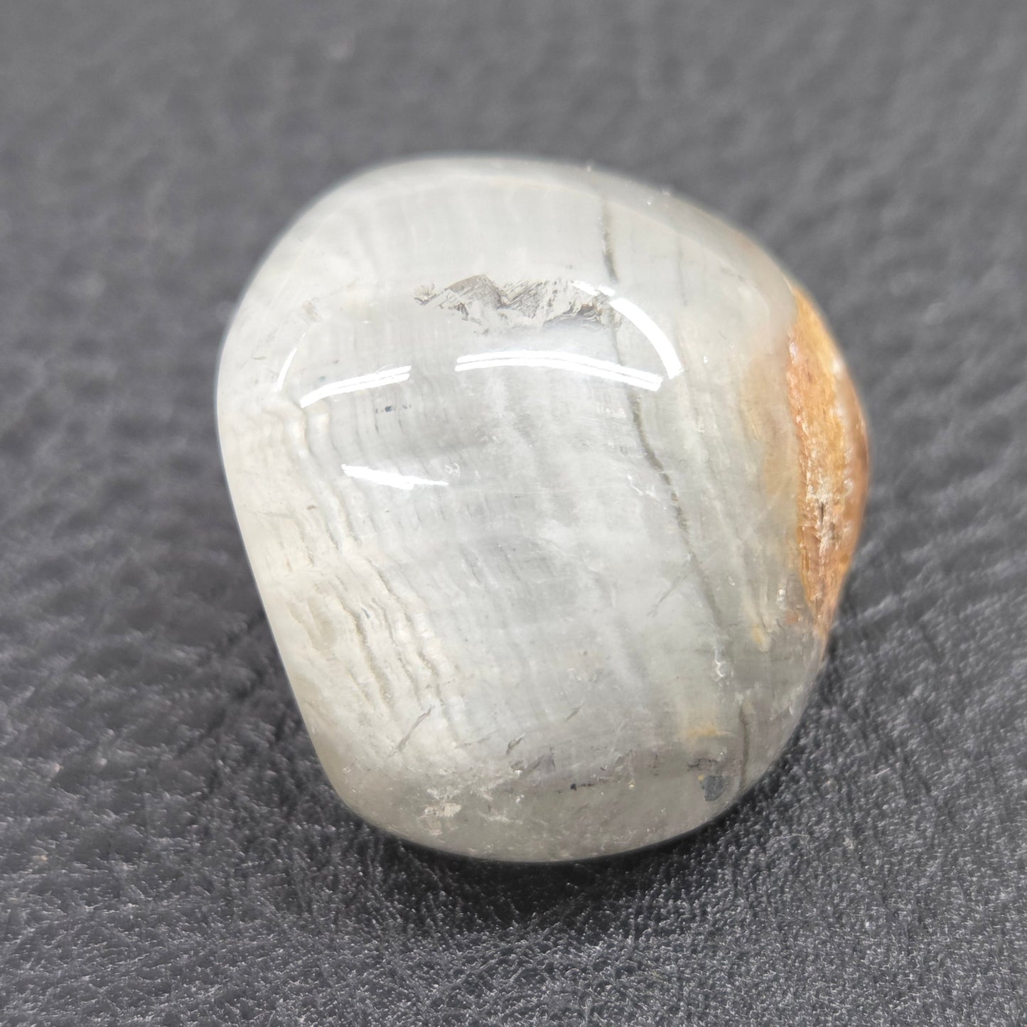 Brazilian Garden Quartz lens