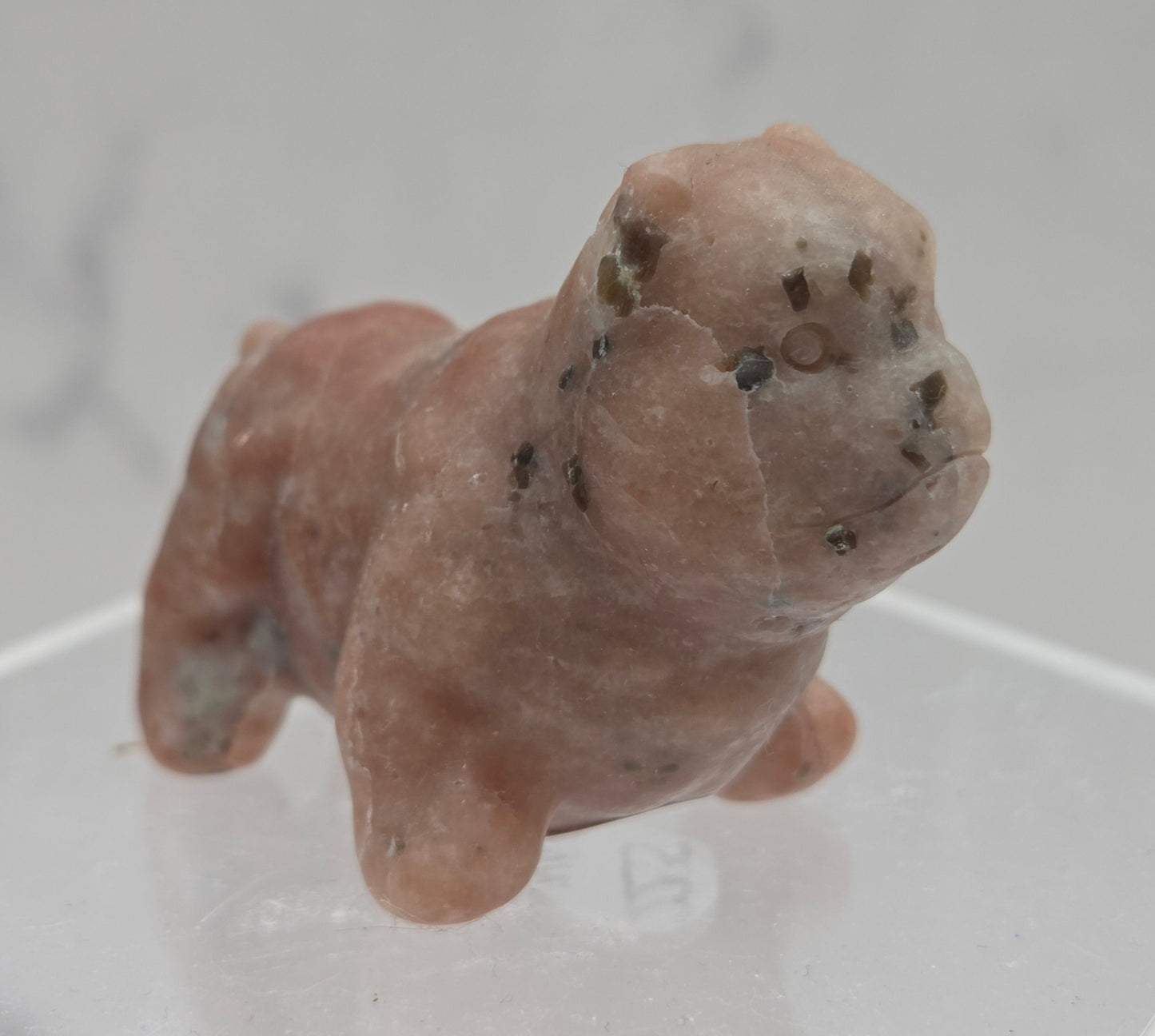 Dog carving - Pit Bull/Bully