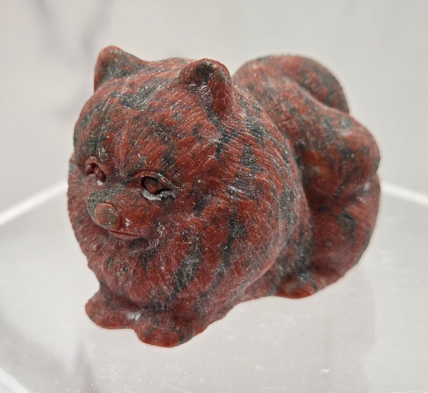 Dog carving - Pomeranian