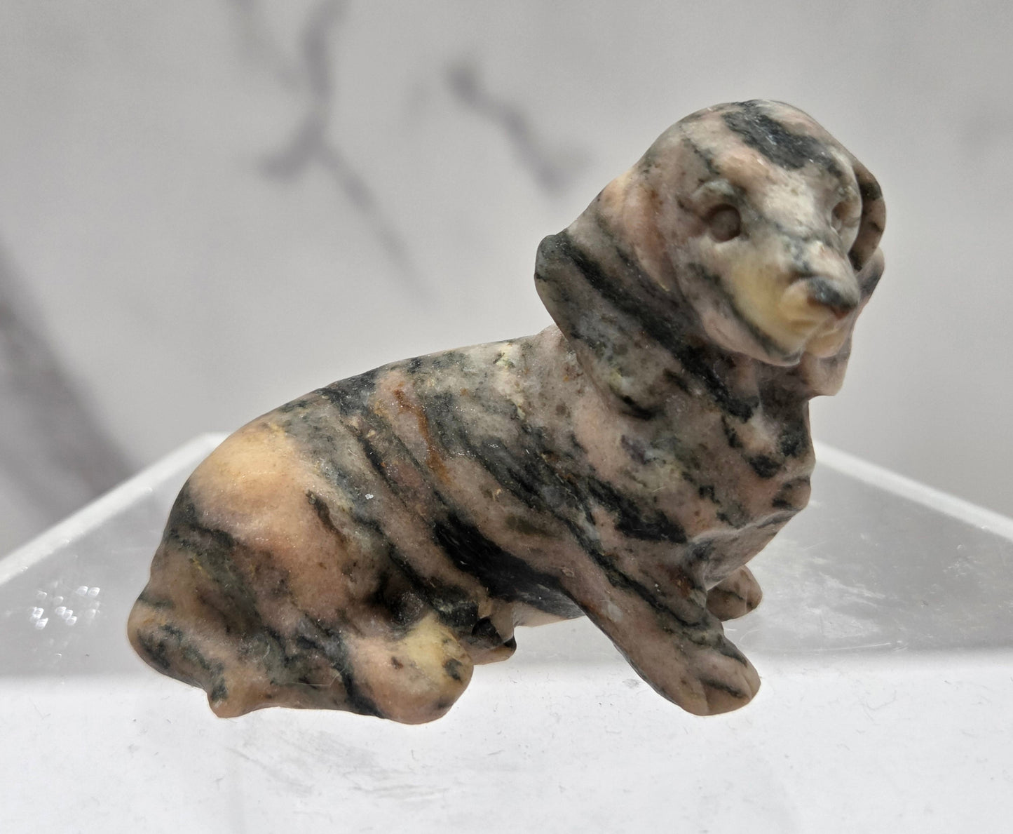 Dog carving - Dachshund