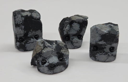 Hedgie - Snowflake Obsidian