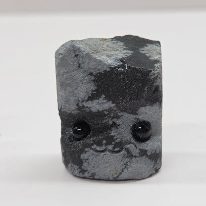 Hedgie - Snowflake Obsidian