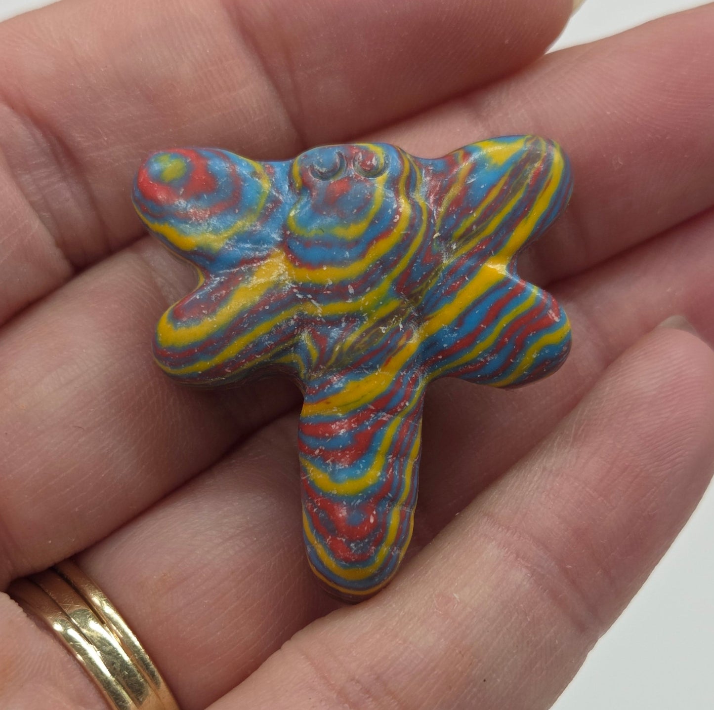 Dragonfly carving (small)
