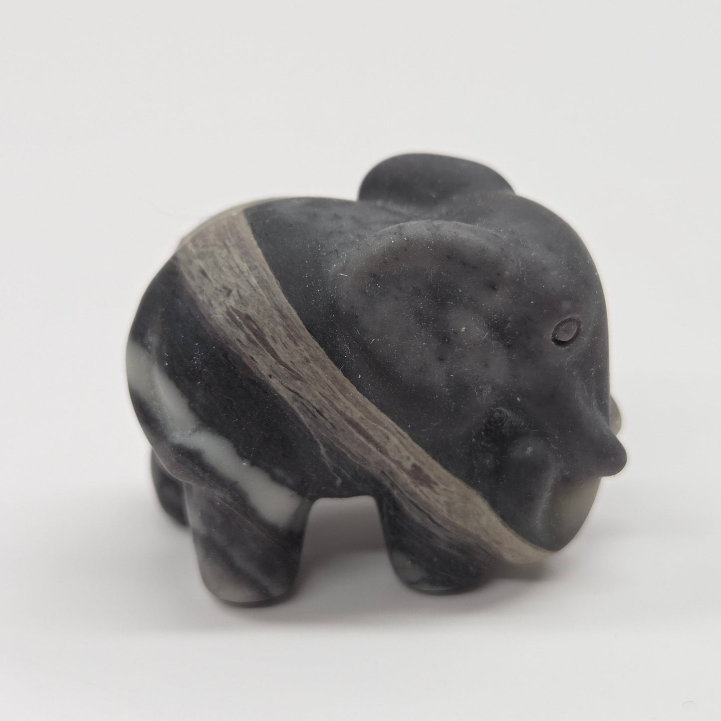 Elephant carvings - trunk down (small)