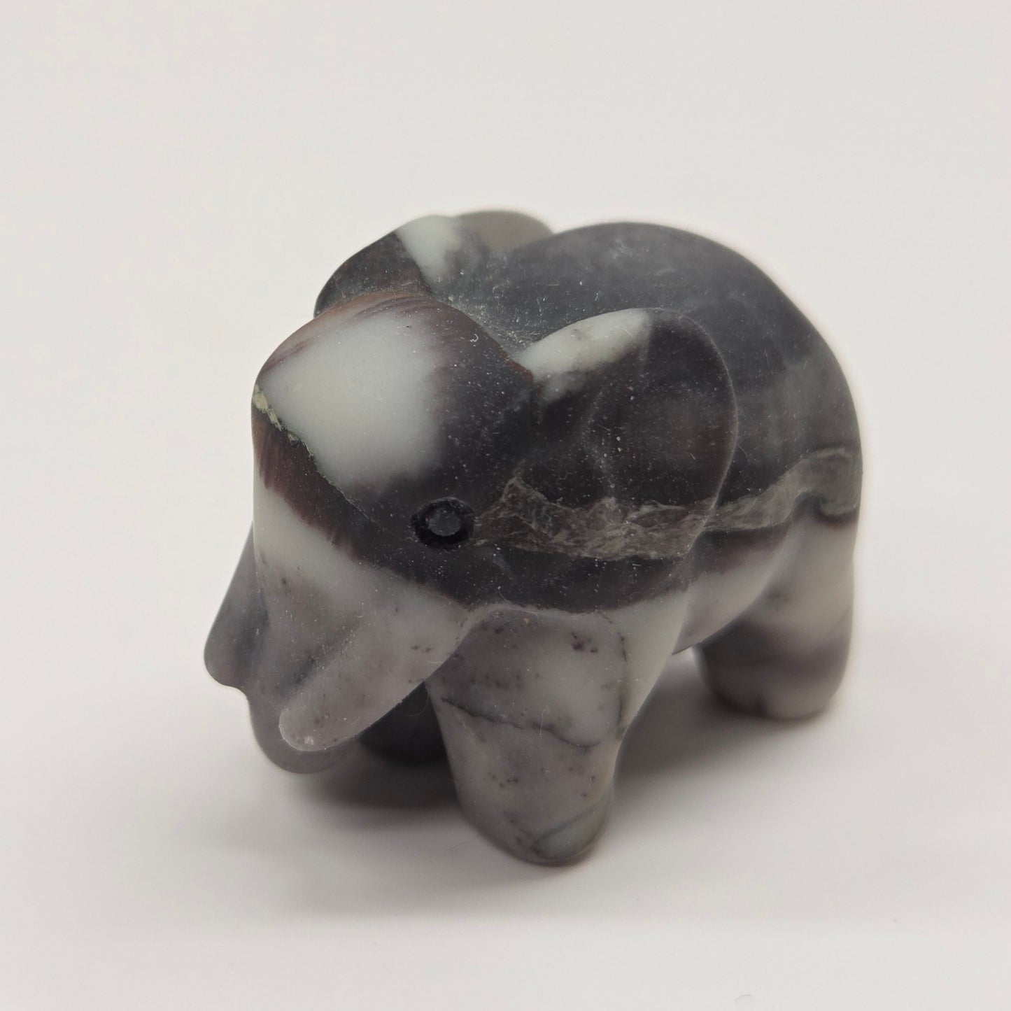 Elephant carvings - trunk down (small)