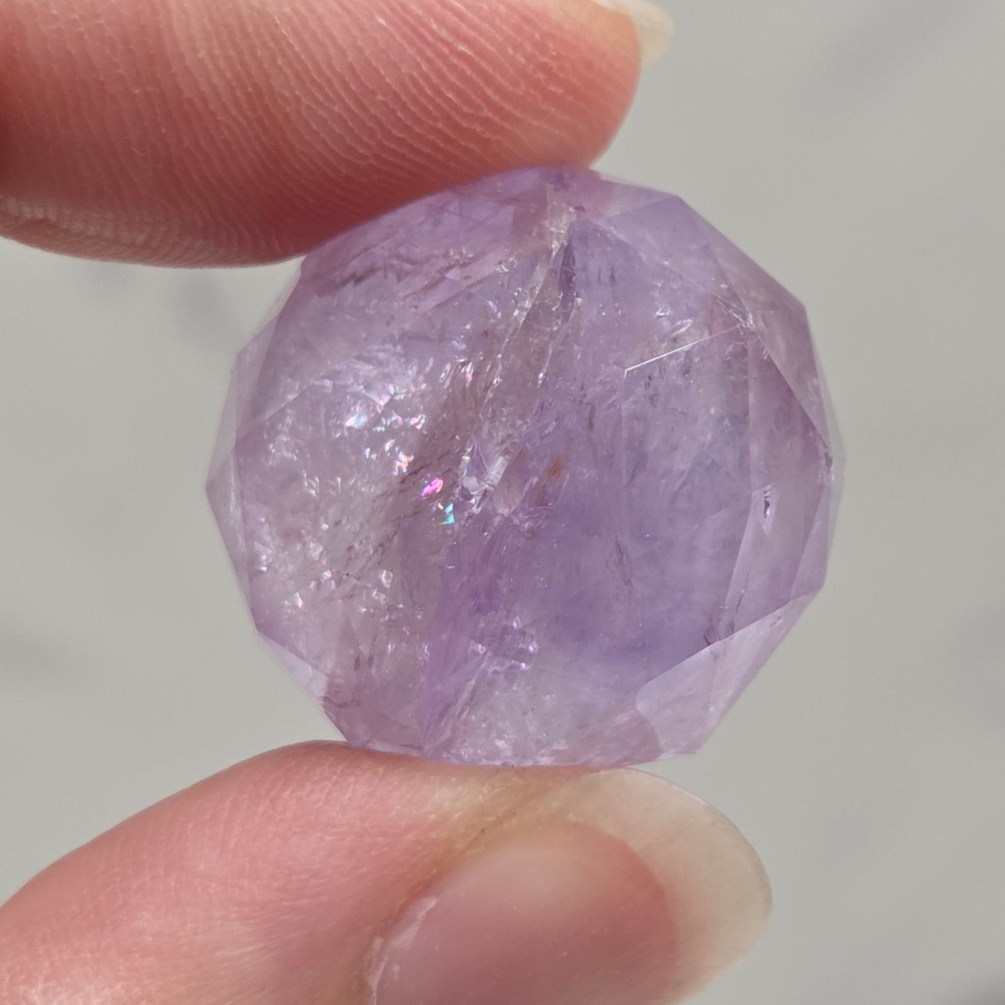 Faceted mini spheres