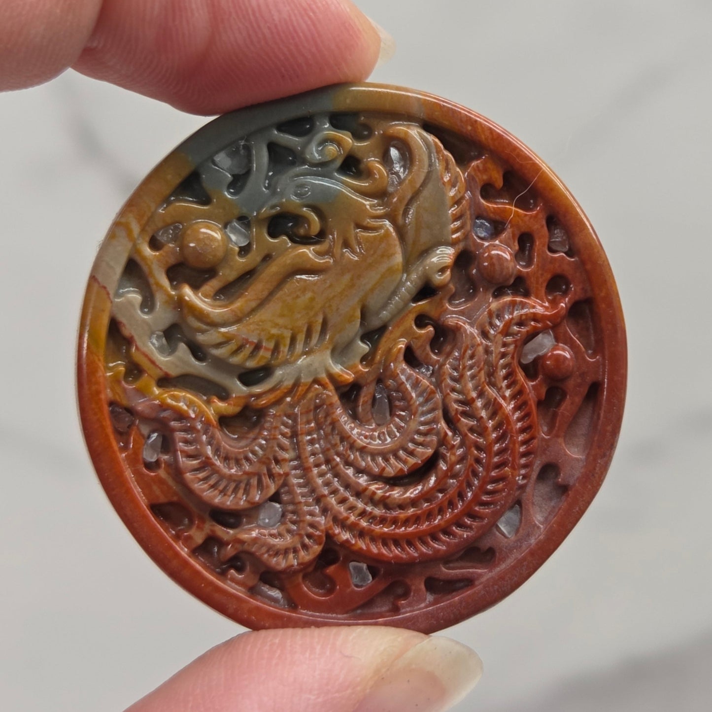 Alashan Agate mini carving - Phoenix coin