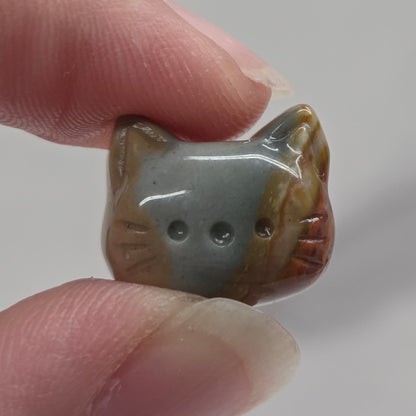 Alashan Agate mini carving - Cat/kitty head