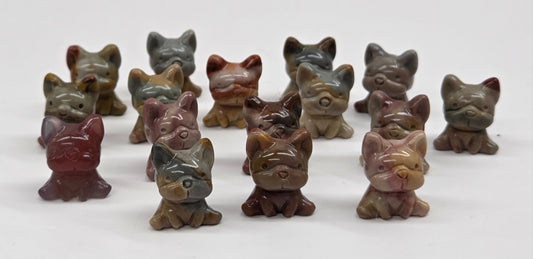 Alashan Agate mini carving - Dog