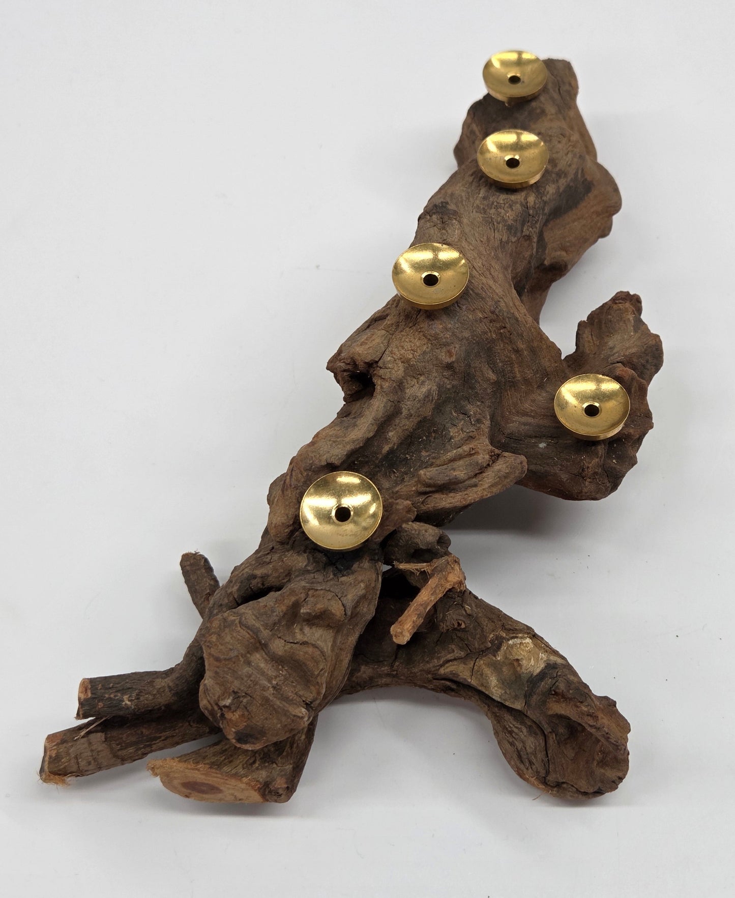Driftwood sphere holder