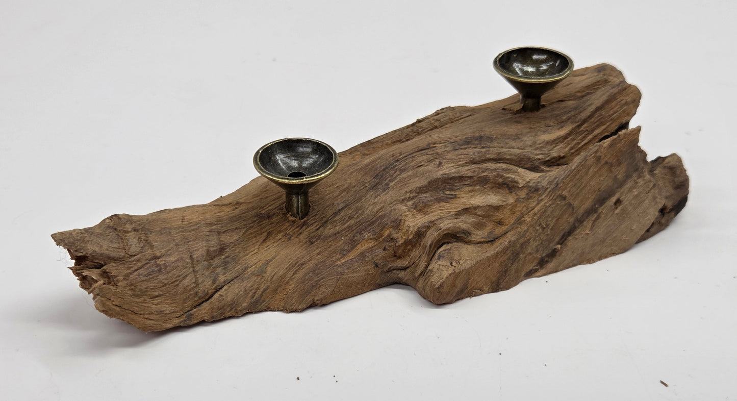 Driftwood sphere holder