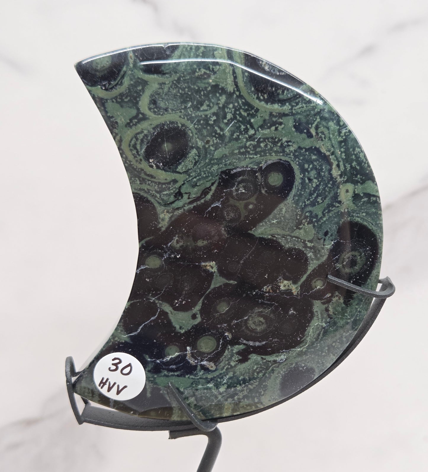 Kambaba moon