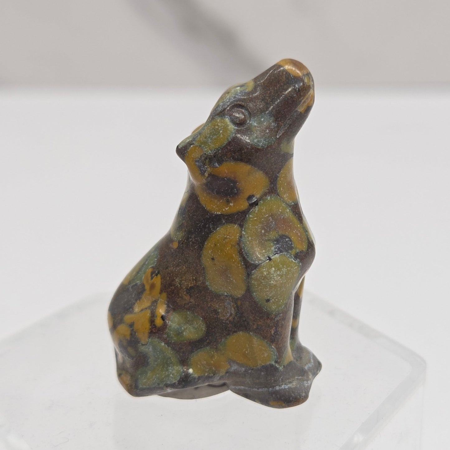 Wolf carvings (small)
