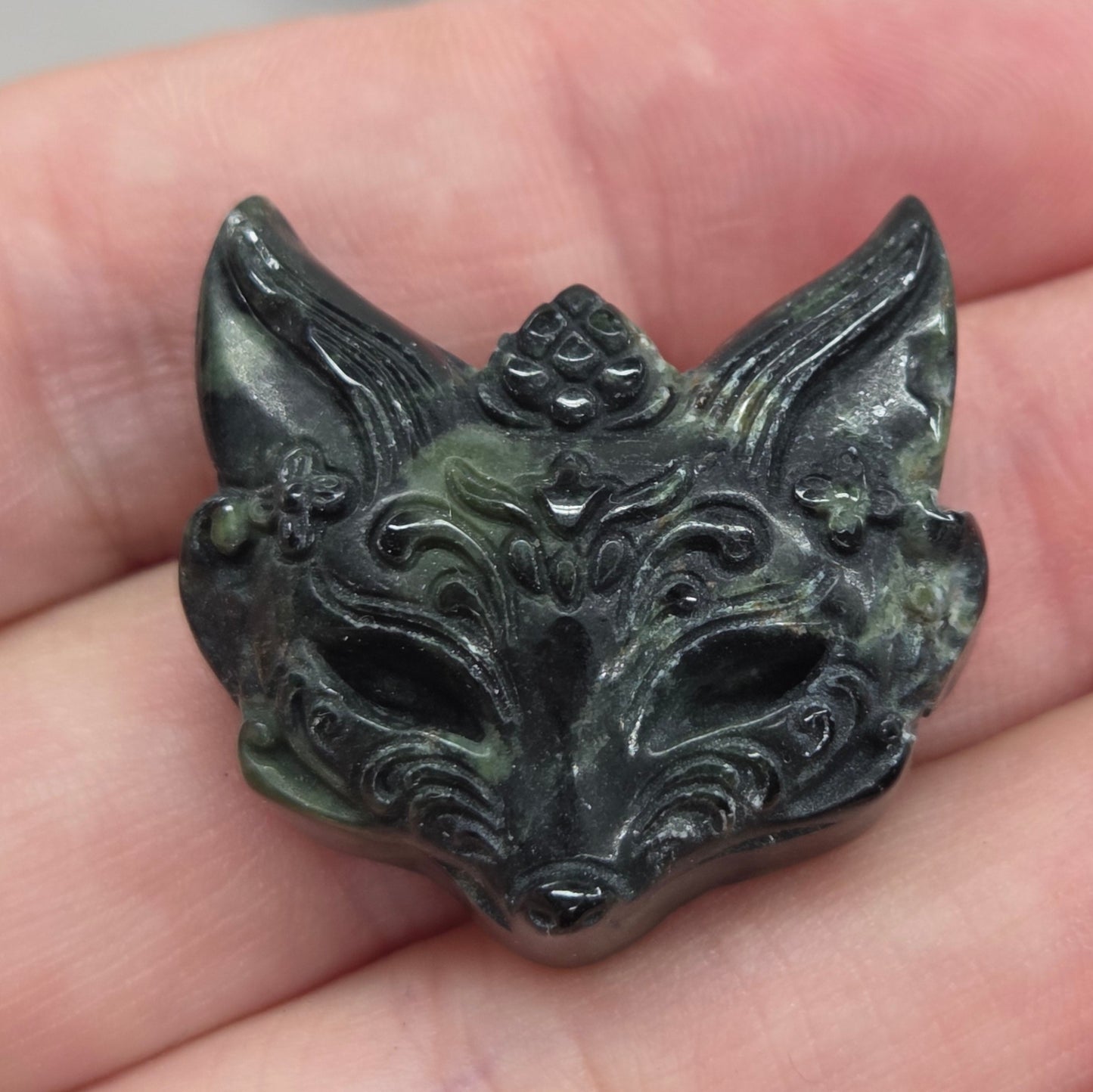 Fox mask carving (S)