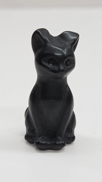 Cat/kitty carving - sitting tall