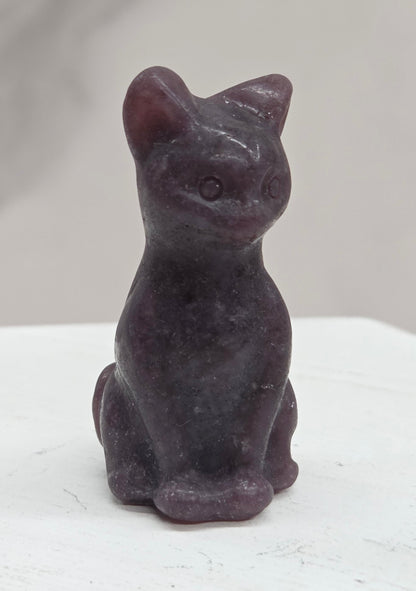 Cat/kitty carving - sitting tall