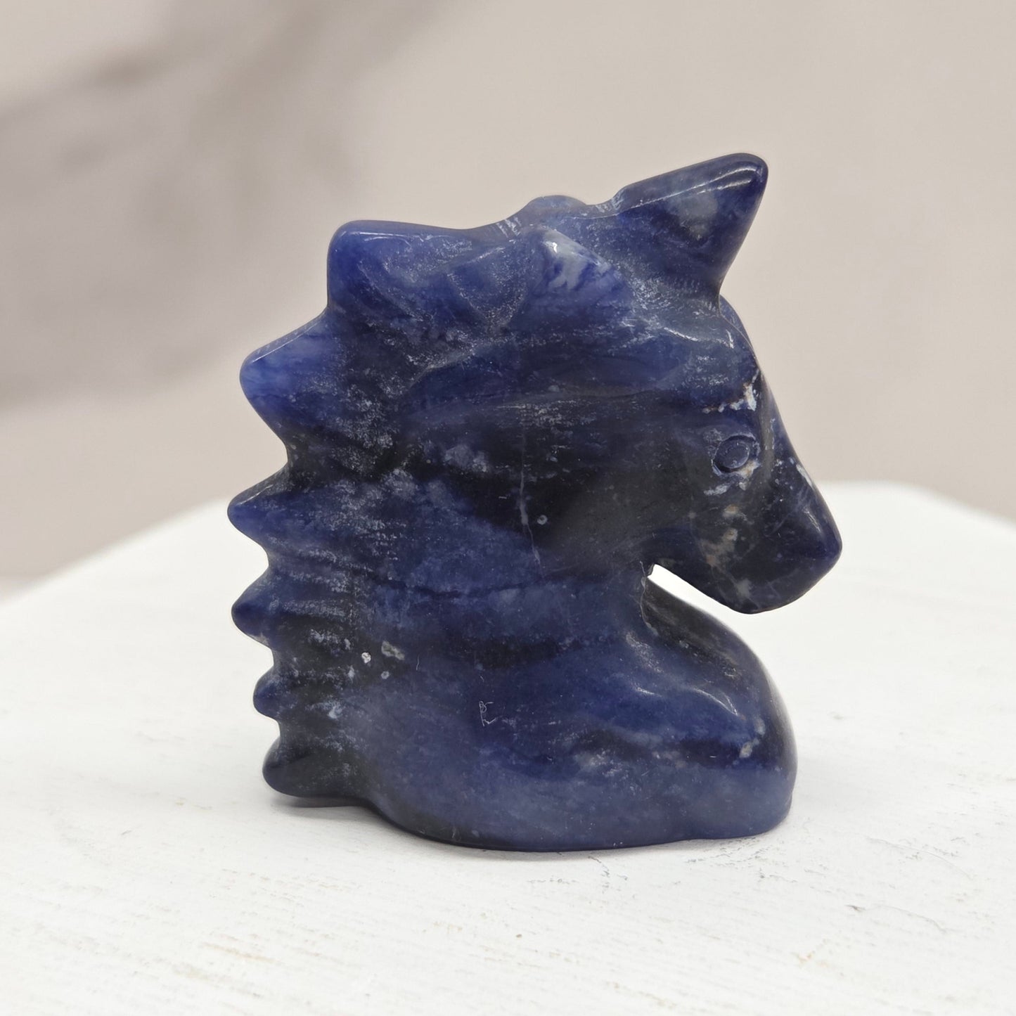 Unicorn carving (S)