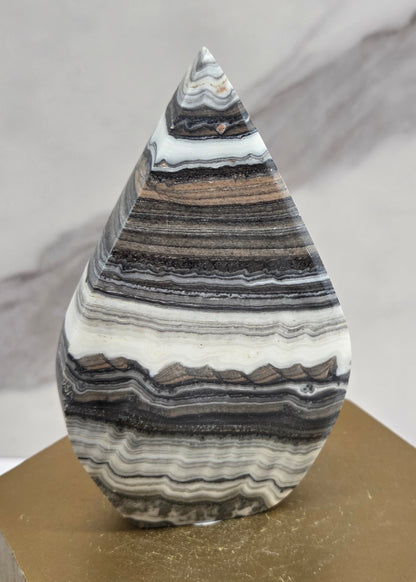 Dendritic Banded Calcite teardrop flames