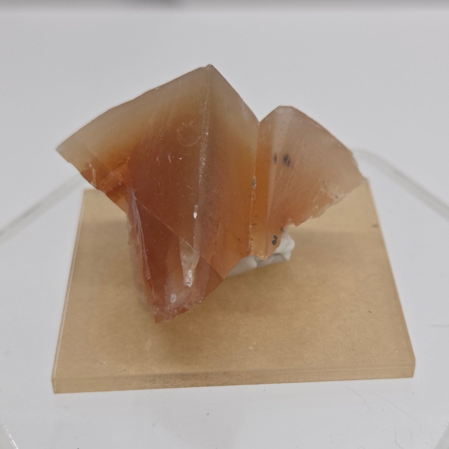 Mariposa Calcite
